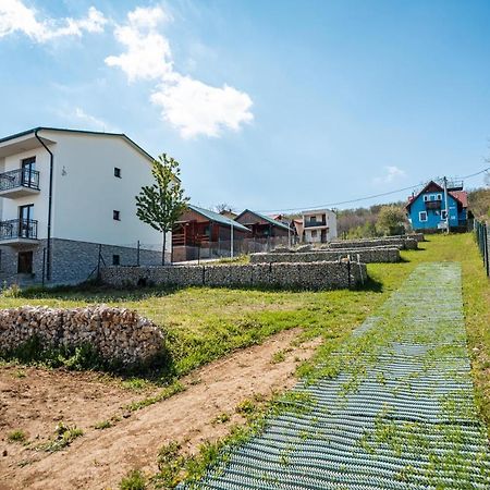Gabion Garden Hotel Podhájska Buitenkant foto